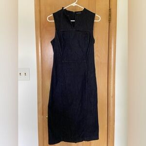 Banana Republic size 6 Tall sleeveless midi dress